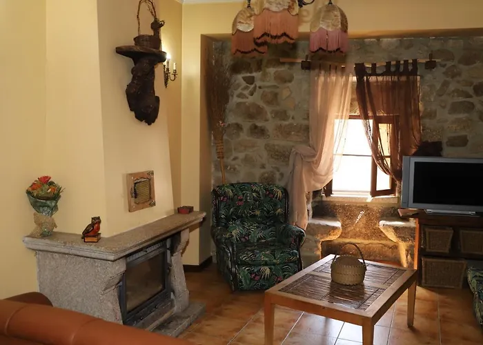 Casa Na Serra Da Estrela Melo